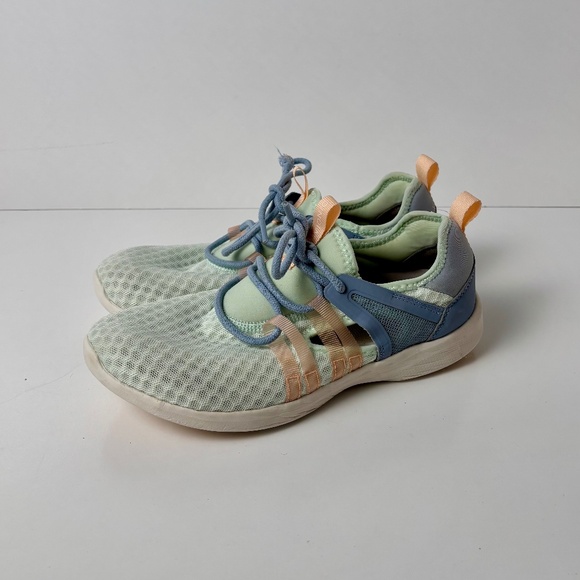 Vionic Adore Sneaker – Women’s Size 7 – Mint Green/Blue - Picture 1 of 12